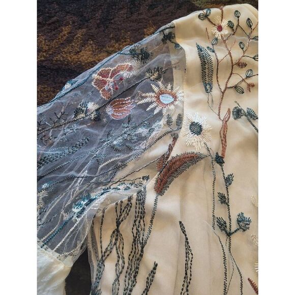 Umgee Dress Women's 1X Natural Mini Tunic Floral Embroidered Bell Sleeve Boho - Picture 8 of 8